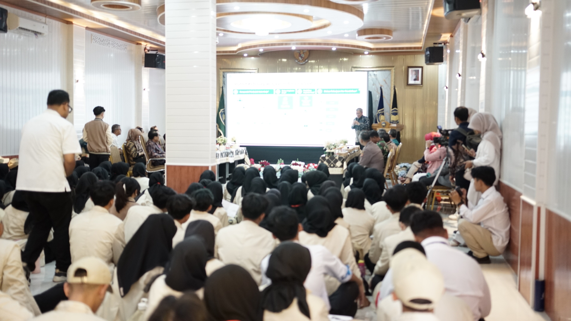 POLITEKNIK BHAKTI KENCANA