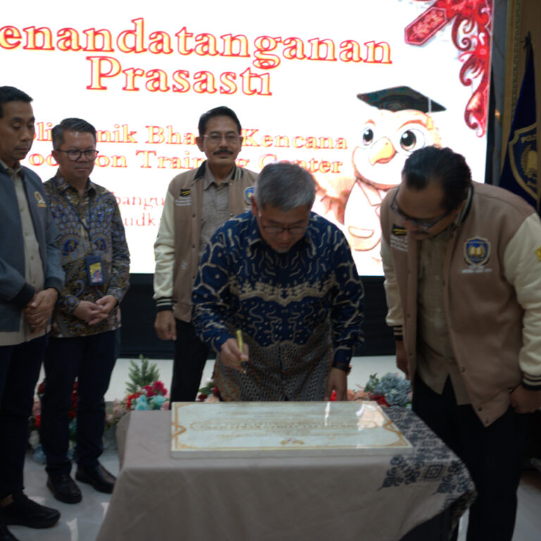 Perkuat Pendidikan Vokasi dan Ketenagakerjaan, Politeknik Bhakti Kencana Resmikan Lembaga Pelatihan Kerja (LPK) dan Layanan Caregiver, Homecare, Day Care serta Baby Care. Diresmikan Kemnaker RI